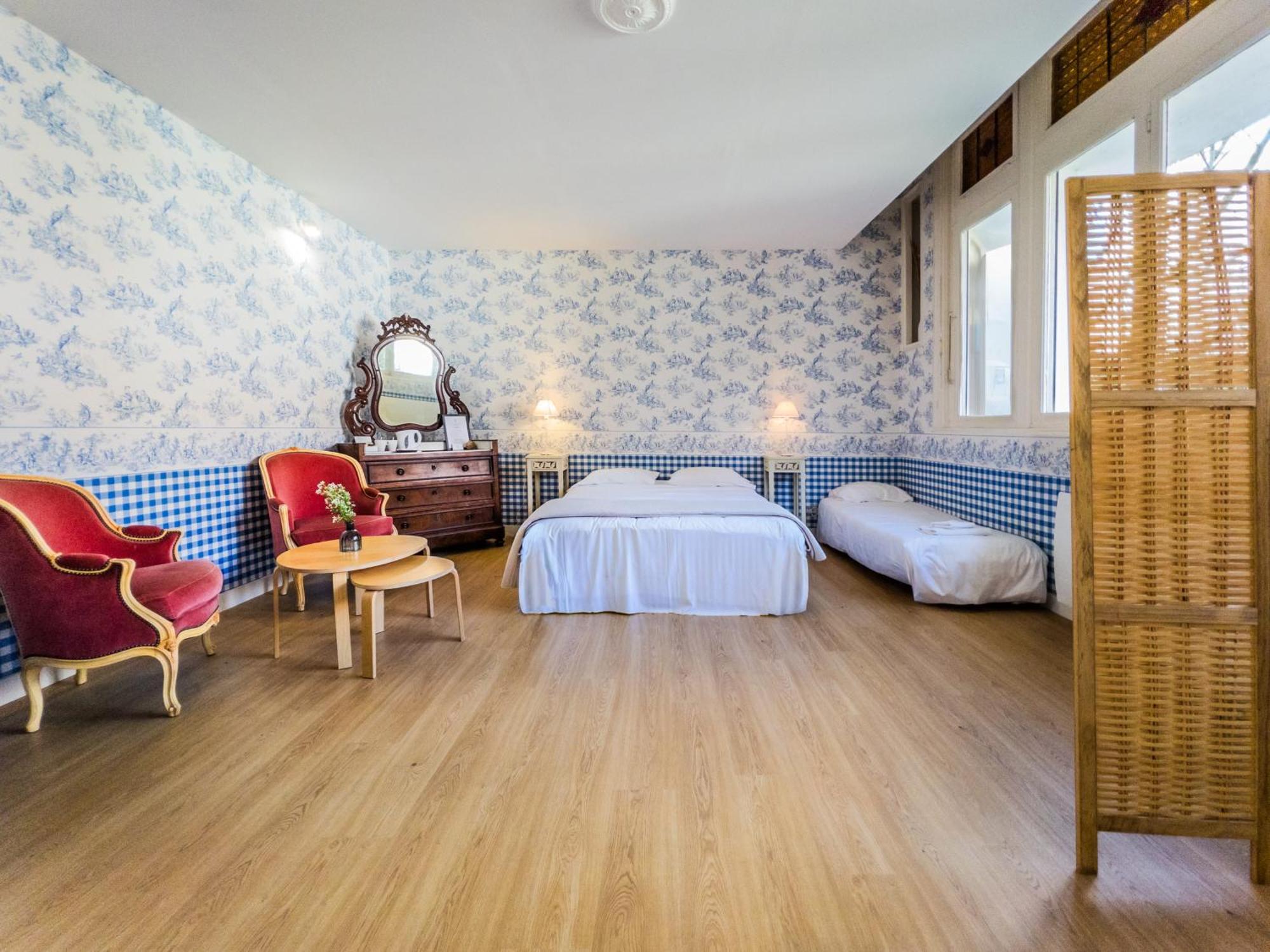 Hotel Joly อาร์ม็องติแยร์ ภายนอก รูปภาพ